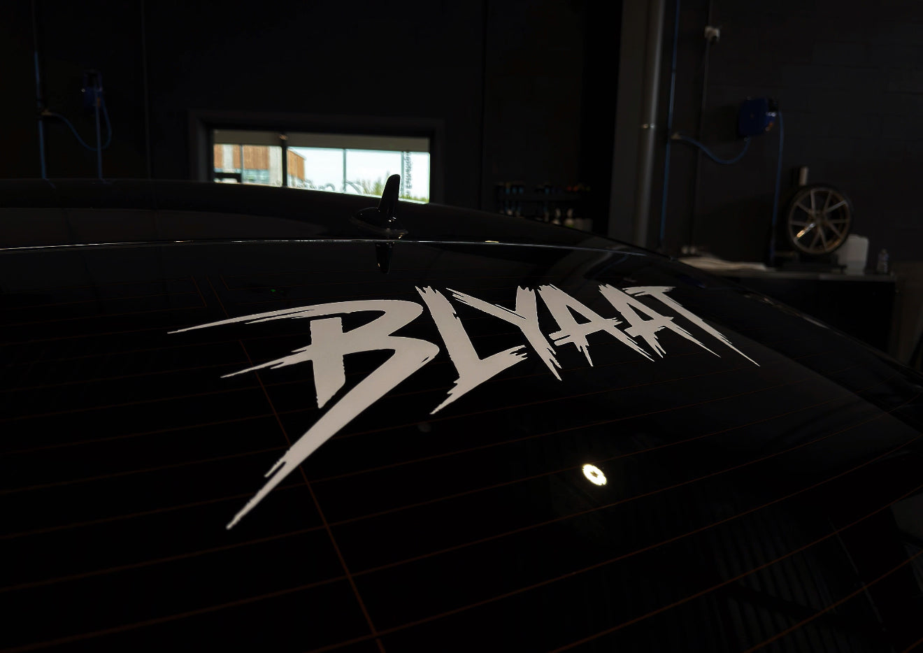 Stickers BLYAAT Géant