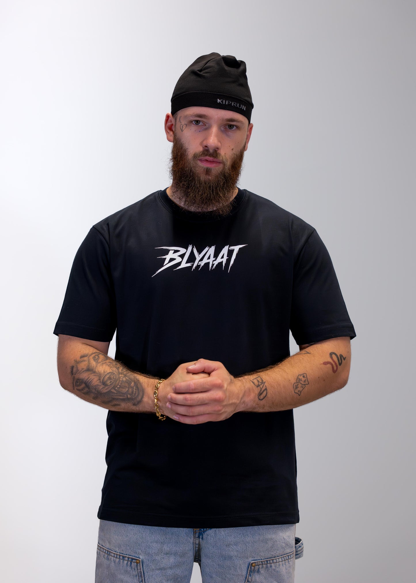 T-Shirt Noir BLYAAT (Oversize)